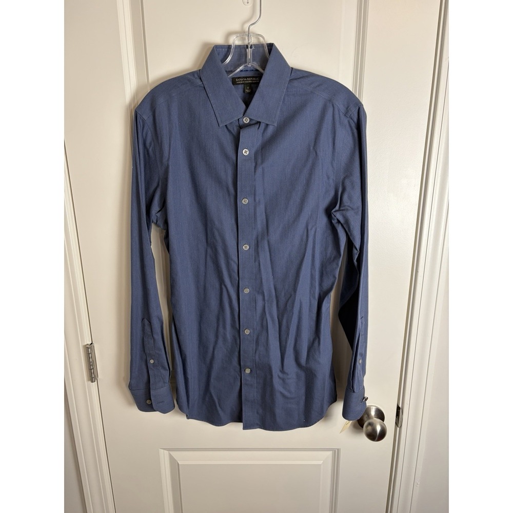 Banana Republic BLUE Dress Shirt Long Sleeve Non-Ironed Tailored Slim Fit, Small